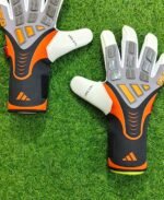 Professional Goalkeeper Gloves FOR MATHES GERMAN LATEX GLOVES - Image 3
