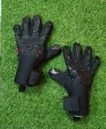 Professional Goalkeeper Gloves FOR MATHES GERMAN LATEX GLOVES - Image 2