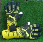 Professional Goalkeeper Gloves FOR MATHES GERMAN LATEX GLOVES - Image 4