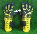 Professional Goalkeeper Gloves FOR MATHES GERMAN LATEX GLOVES