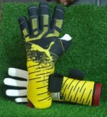 Professional Goalkeeper Gloves FOR MATHES GERMAN LATEX GLOVES - Image 5