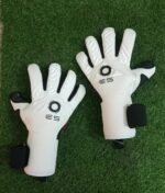 Professional Goalkeeper Gloves FOR MATHES GERMAN LATEX GLOVES - Image 3