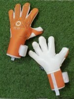 Professional Goalkeeper Gloves FOR MATHES GERMAN LATEX GLOVES - Image 5