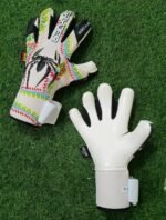 Professional Goalkeeper Gloves FOR MATHES GERMAN LATEX GLOVES - Image 4