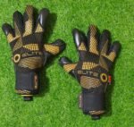 Professional Goalkeeper Gloves FOR MATHES GERMAN LATEX GLOVES - Image 4