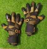 Professional Goalkeeper Gloves FOR MATHES GERMAN LATEX GLOVES - Image 5